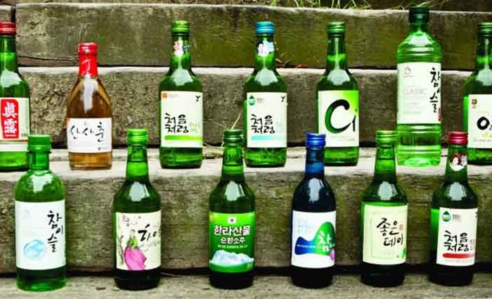 Why Koreans Drink Soju When They are Gathering